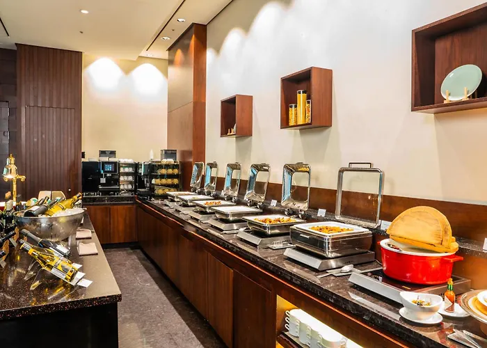 Oakwood Premier Coex Center 5*